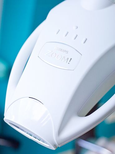Bleaching (Zahnaufhellung) beim Zahnarzt Dr. Katrin Lull in Fürth betreut auch Patienten aus Nürnberg oder Erlangen